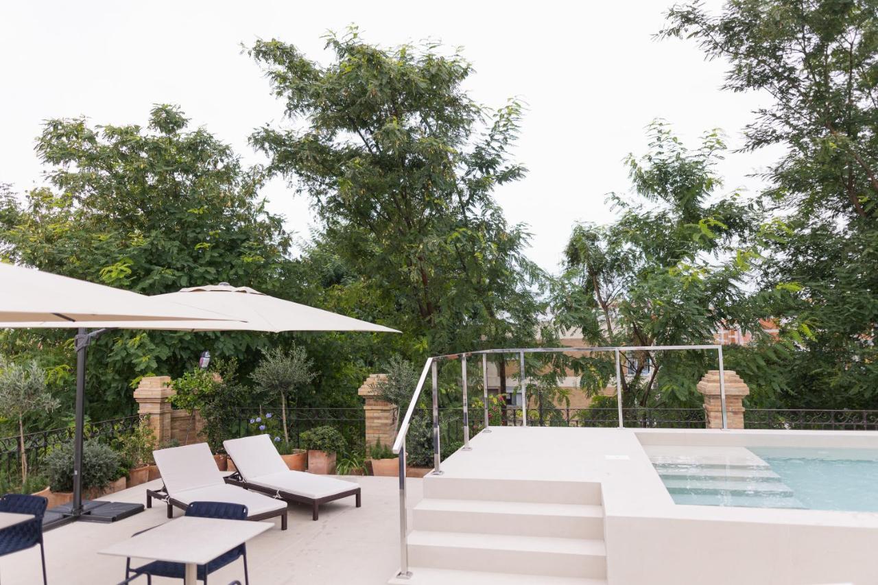 Cavalta Boutique Hotel - Small Luxuy Hotels Севілья Екстер'єр фото