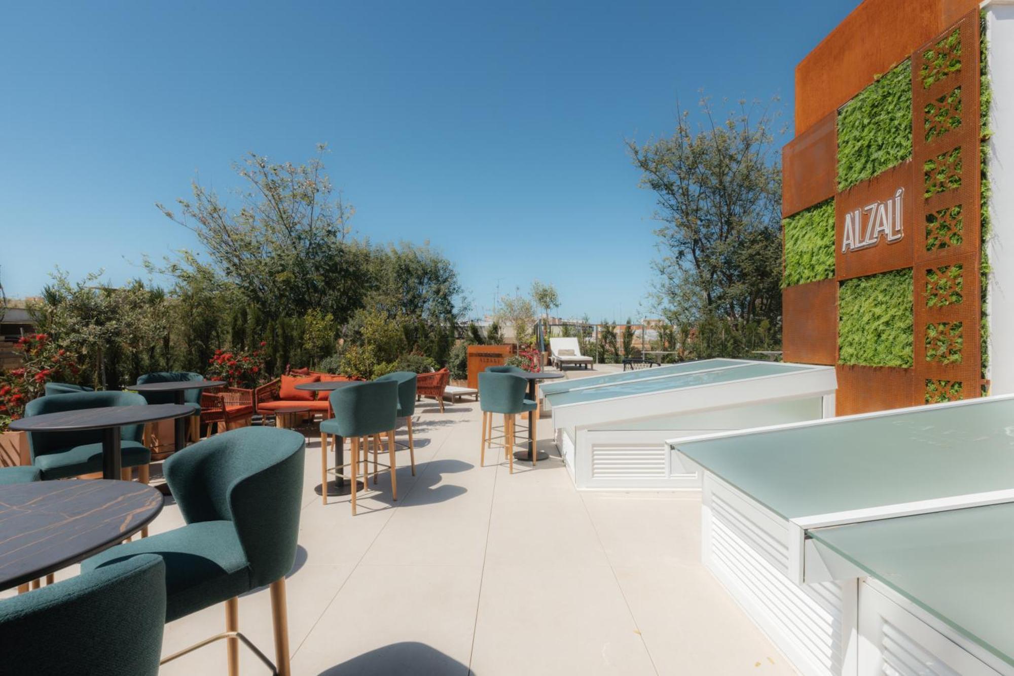 Cavalta Boutique Hotel - Small Luxuy Hotels Севілья Екстер'єр фото