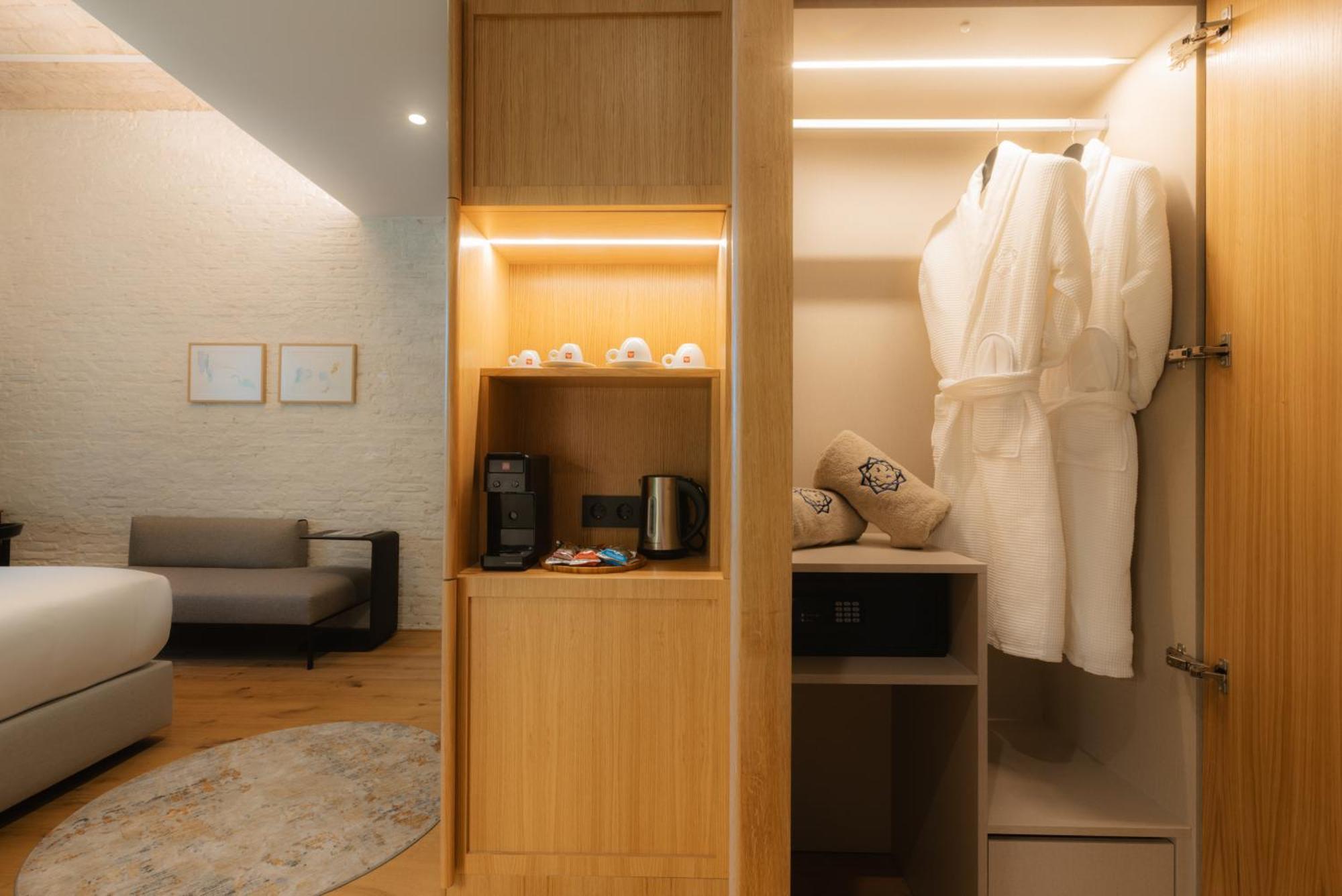 Cavalta Boutique Hotel - Small Luxuy Hotels Севілья Екстер'єр фото